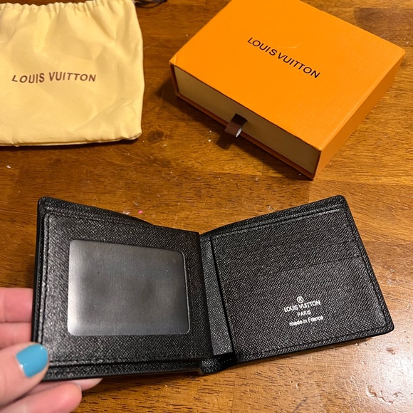 Louis Vuitton mirror image - Picture 3 of 9